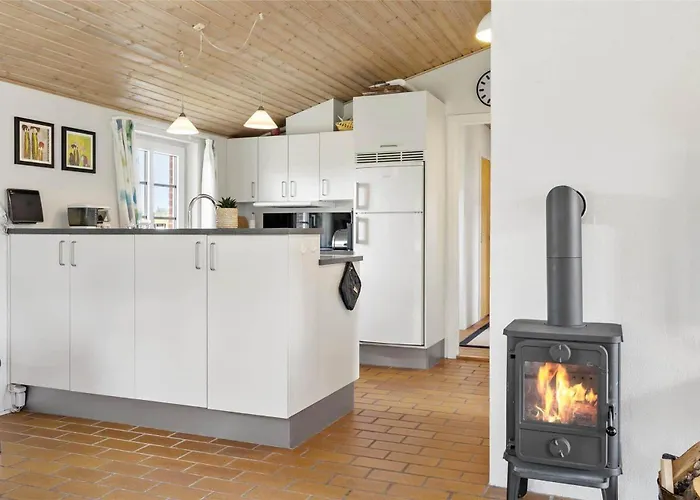 20733-ulfborg-sortebaervej-4 Дом отдыха *